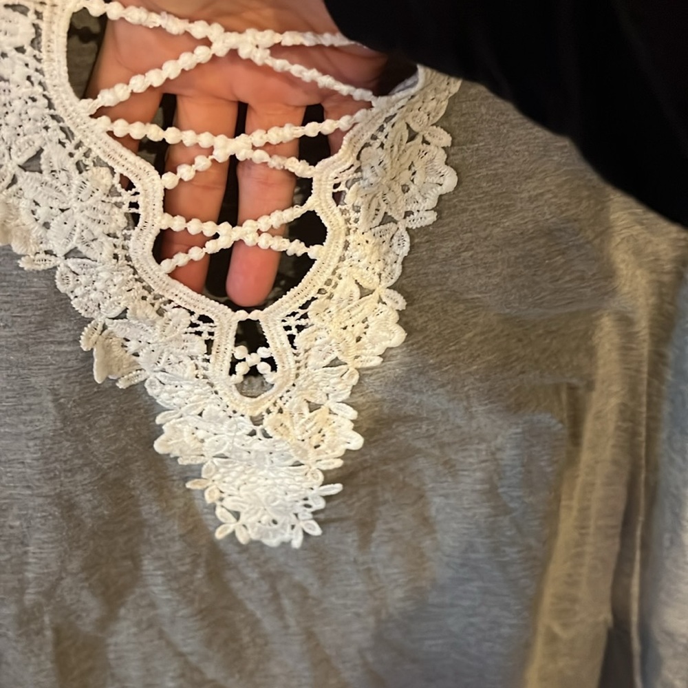 Grey TShirt - Picture 3 of 3